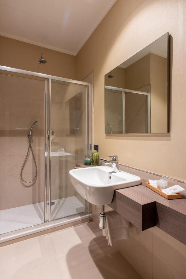 Palazzo Nana Suites & Apartments نابولي المظهر الخارجي الصورة