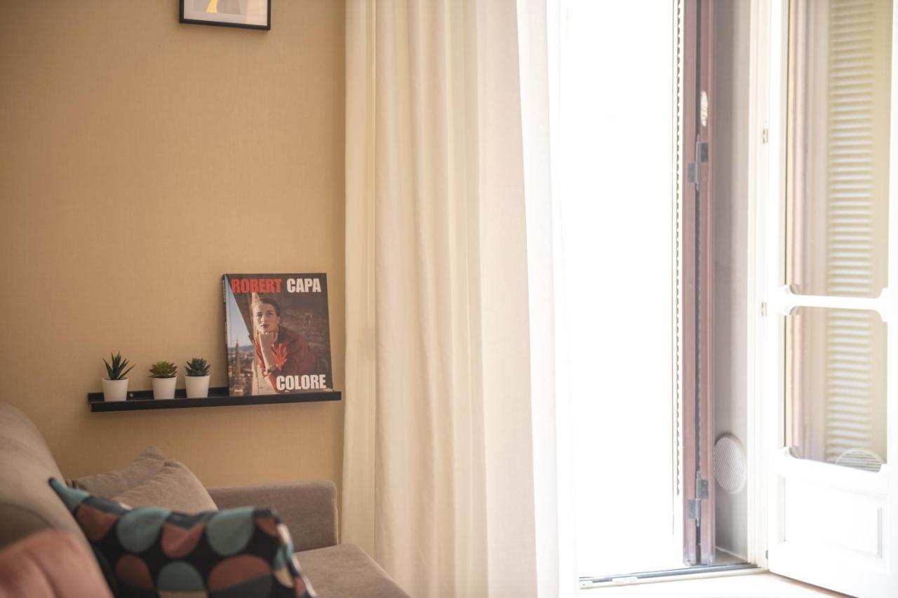 Palazzo Nana Suites & Apartments نابولي المظهر الخارجي الصورة