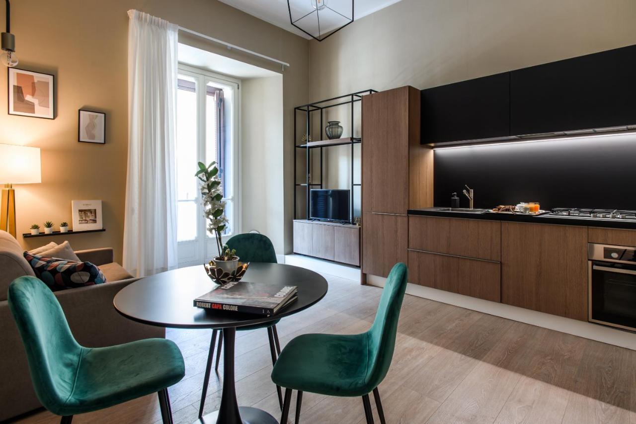 Palazzo Nana Suites & Apartments نابولي المظهر الخارجي الصورة