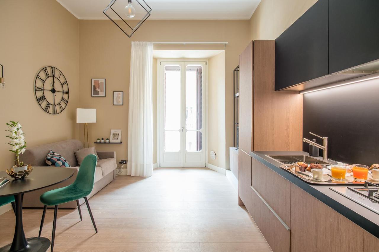 Palazzo Nana Suites & Apartments نابولي المظهر الخارجي الصورة