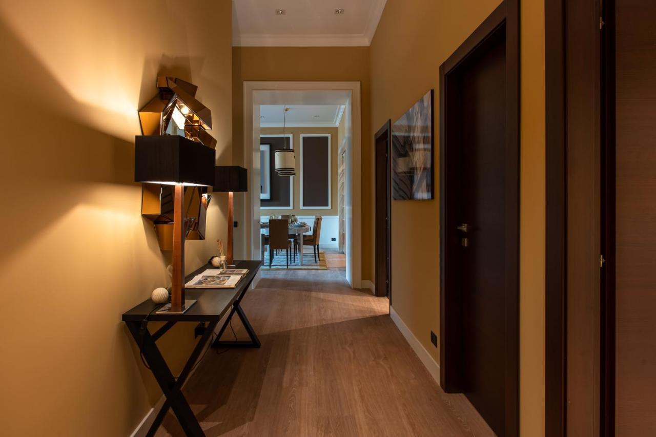 Palazzo Nana Suites & Apartments نابولي المظهر الخارجي الصورة